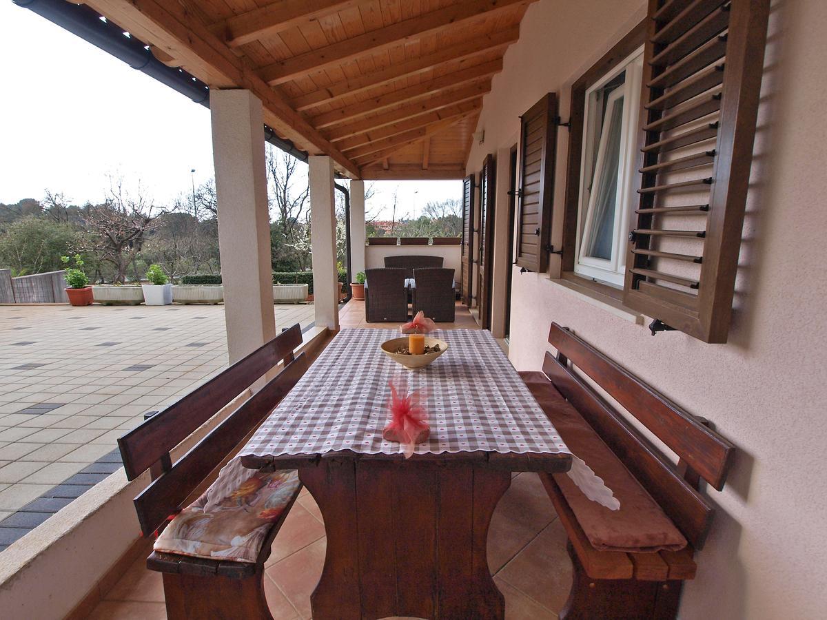 Apartma Milan 1048