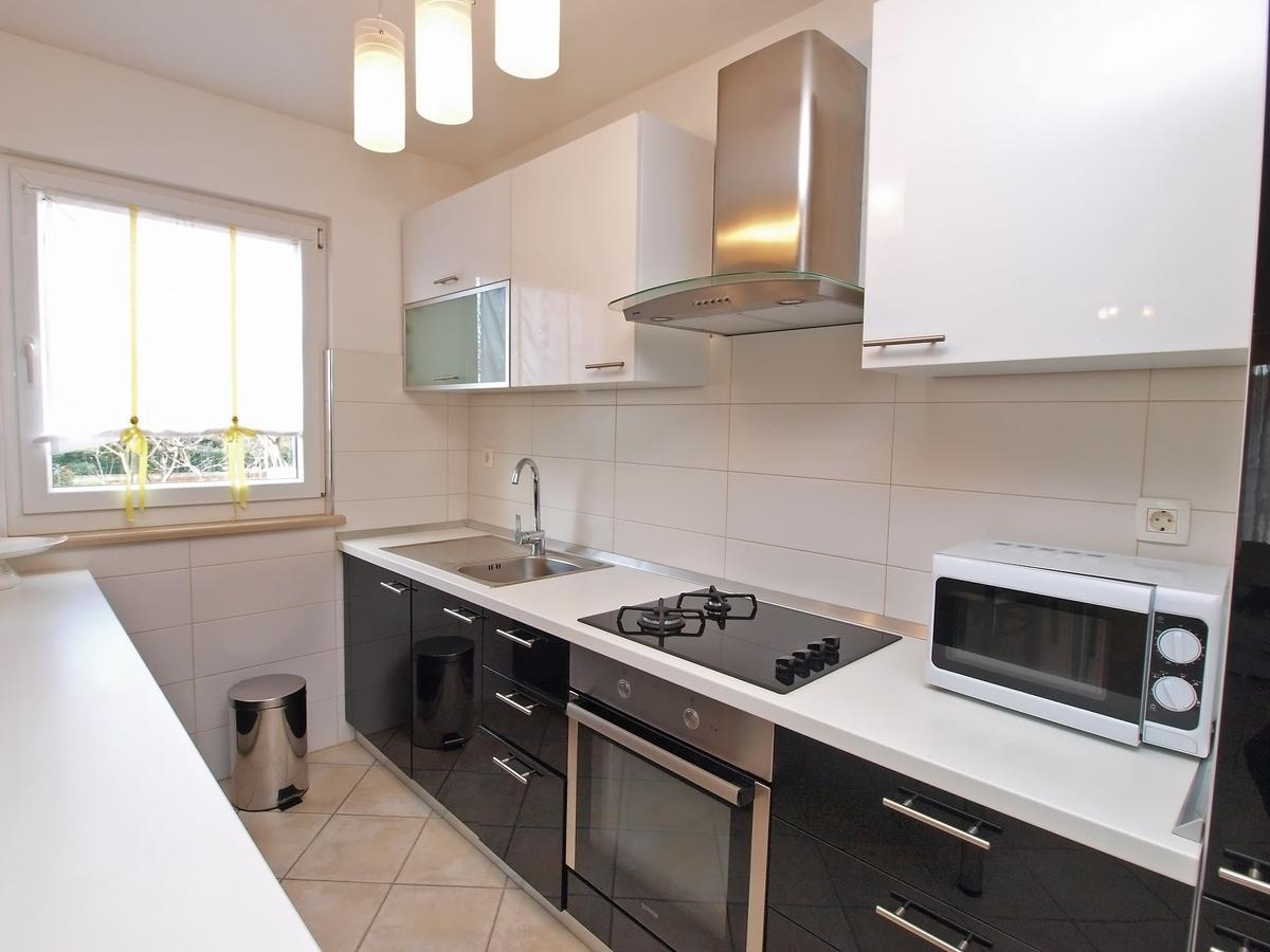 Milan 1048 Apartma